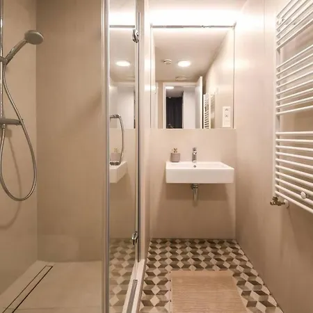 Skypark Luxury With Skyline View & Free Parking Apartament Bratysława