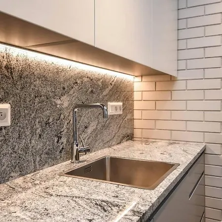 Apartament Skypark Luxury With Skyline View & Free Parking *