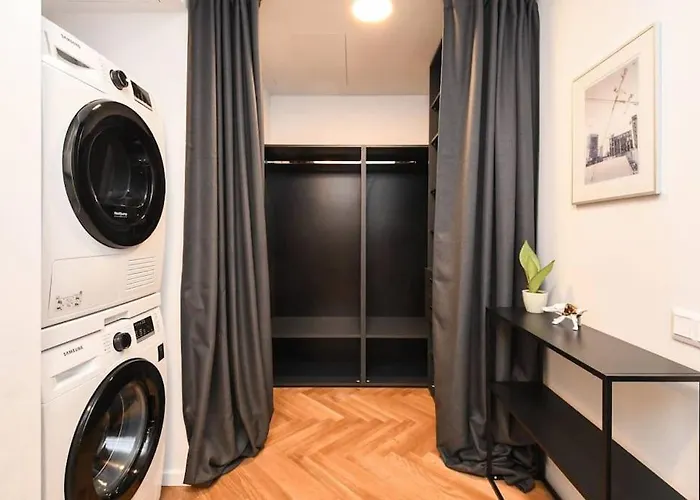 Skypark Luxury With Skyline View & Free Parking Apartman *