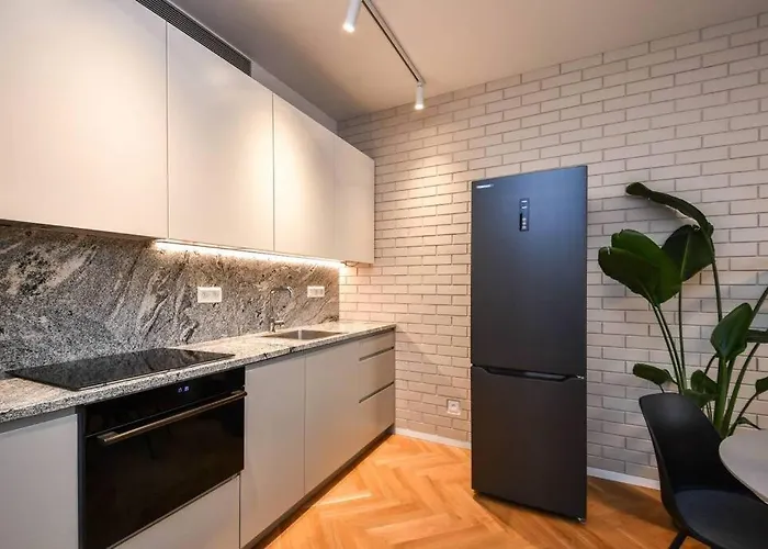 Skypark Luxury With Skyline View & Free Parking Apartmán *