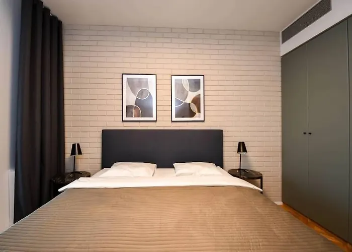 Skypark Luxury With Skyline View & Free Parking Apartmán Bratislava