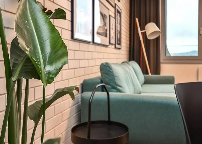 Skypark Luxury With Skyline View & Free Parking Apartmán Bratislava