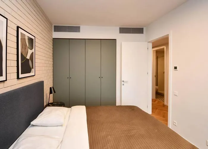 Skypark Luxury With Skyline View & Free Parking Bratislava