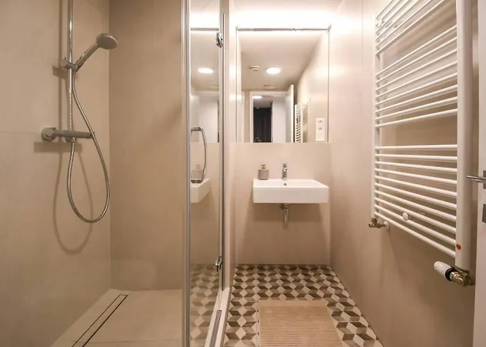 Skypark Luxury With Skyline View & Free Parking Apartmán Bratislava